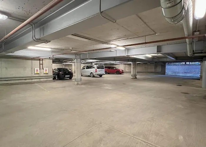 Krasta Home Apartament Free Parking With City & River View